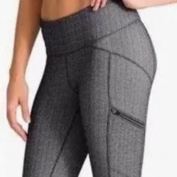 Athleta Static Drifter Capri Leggings Side Zip Leg Pockets Athleisure Size XS - Picture 2 of 15